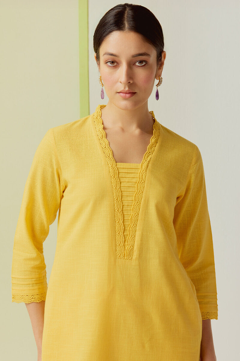Roza Sehreen Yellow Kurta
