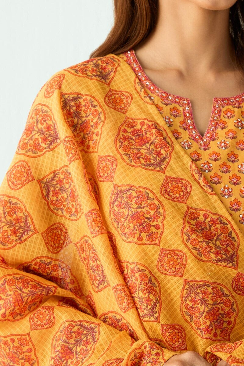 Gauhar Mahek Dupatta