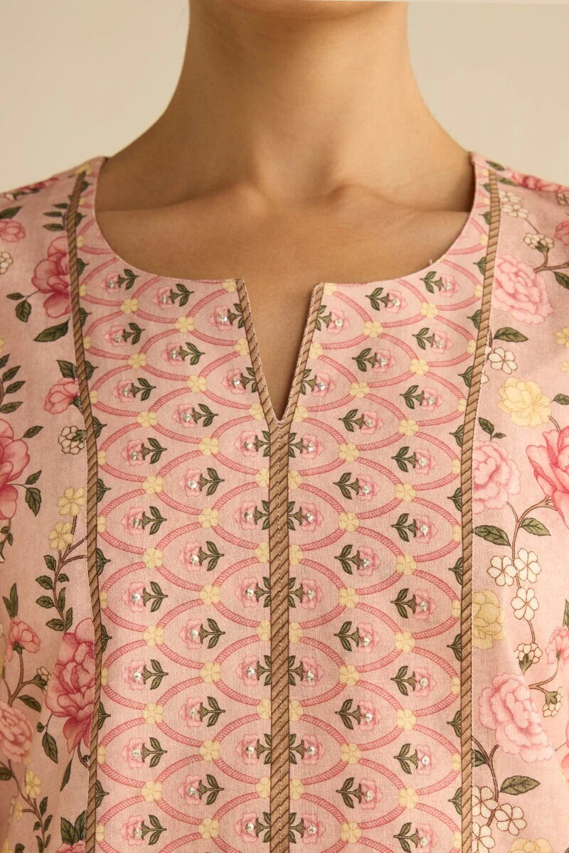 Surplus: Gulraiz Farah Top