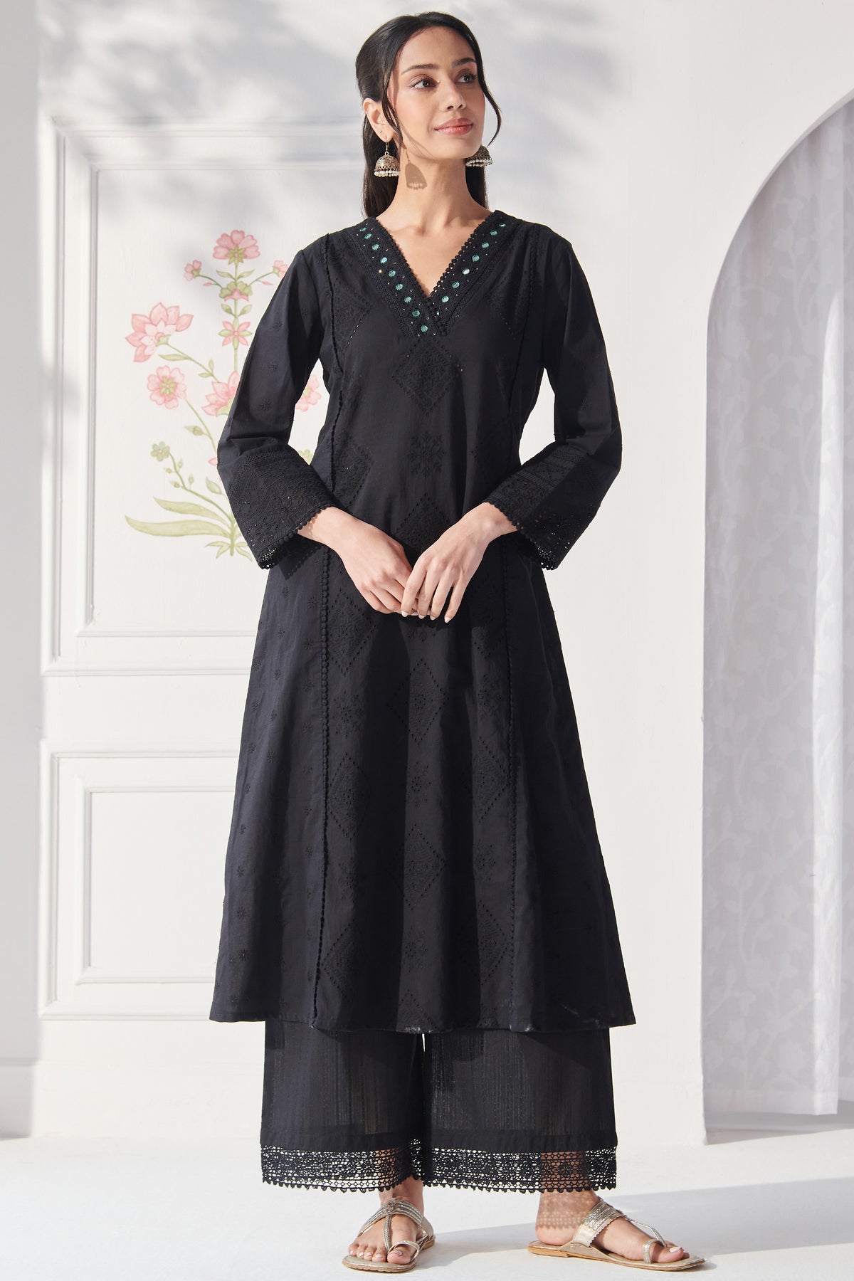 Mumtaz Gulbano Black Kurta