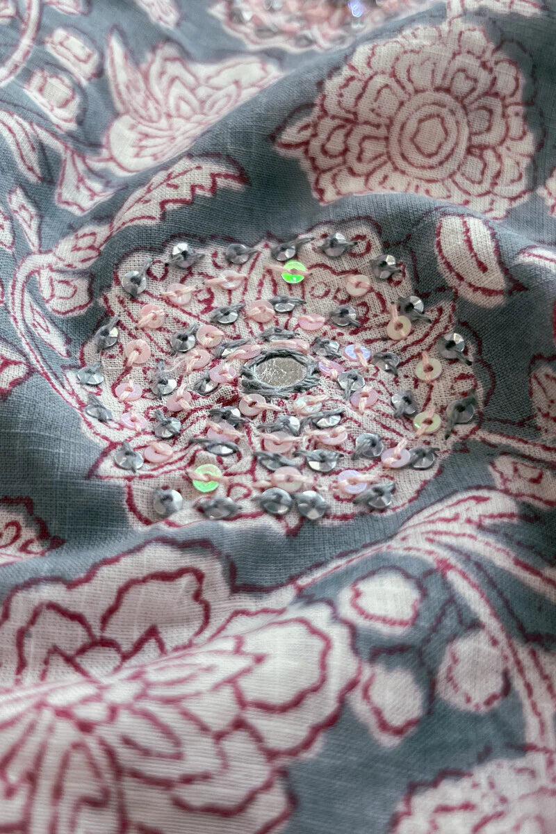 Surplus: Neelofar Shabnam Sanganeri Kurta