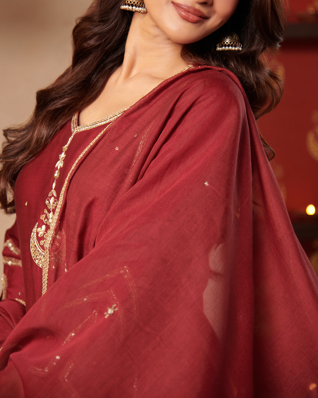 Roshanara Meher Ruby Red Dupatta