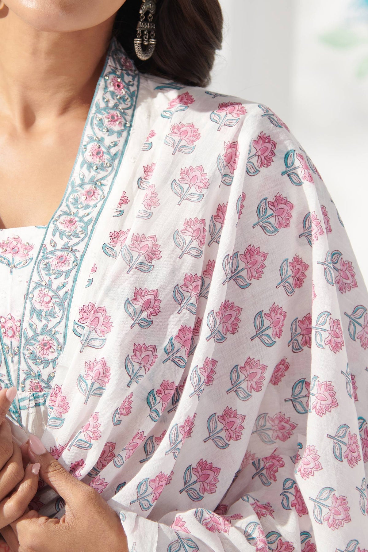 Gulbahar Sumeera Sanganeri Dupatta