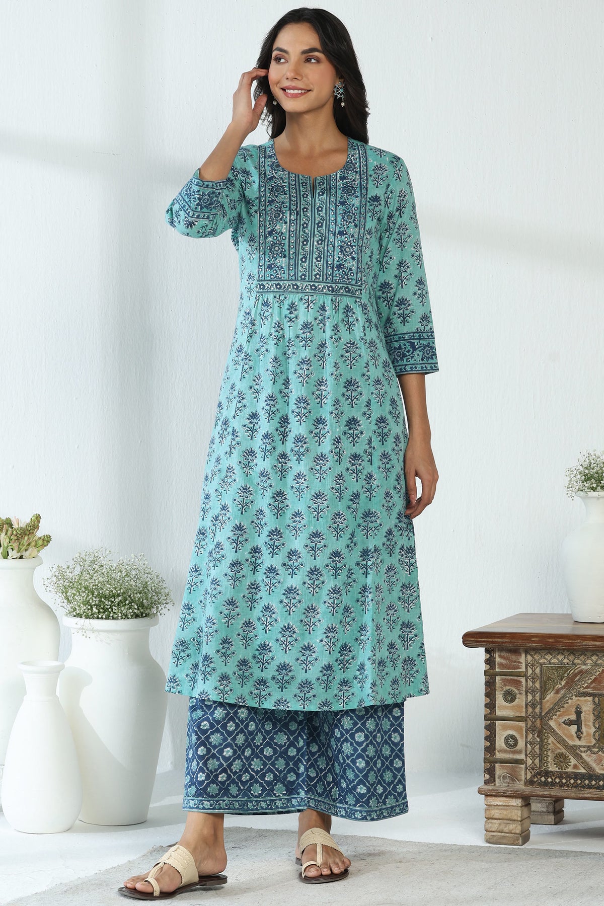 Neelofar Sureena Sanganeri Kurta