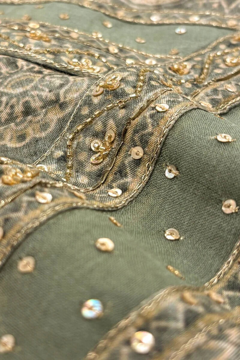 Surplus: Mehrunissa Feriha Kurta
