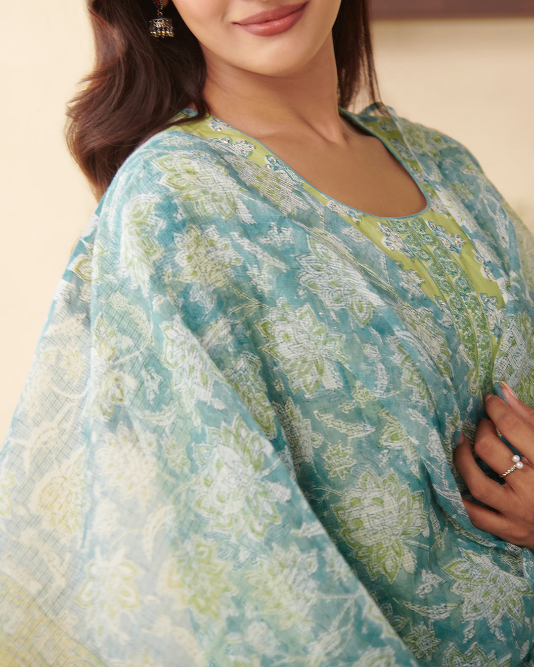 Gulbarg Tahira Sanganeri Dupatta