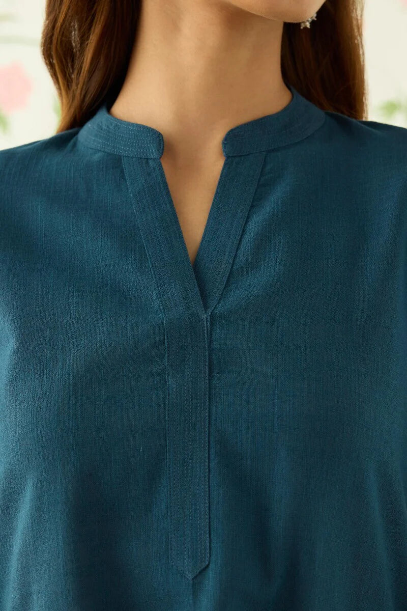 Surplus: Roza Seerat Blue Top