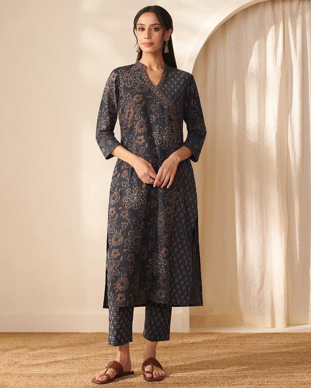 Sehra Shehnaz Akola Dabu Kurta