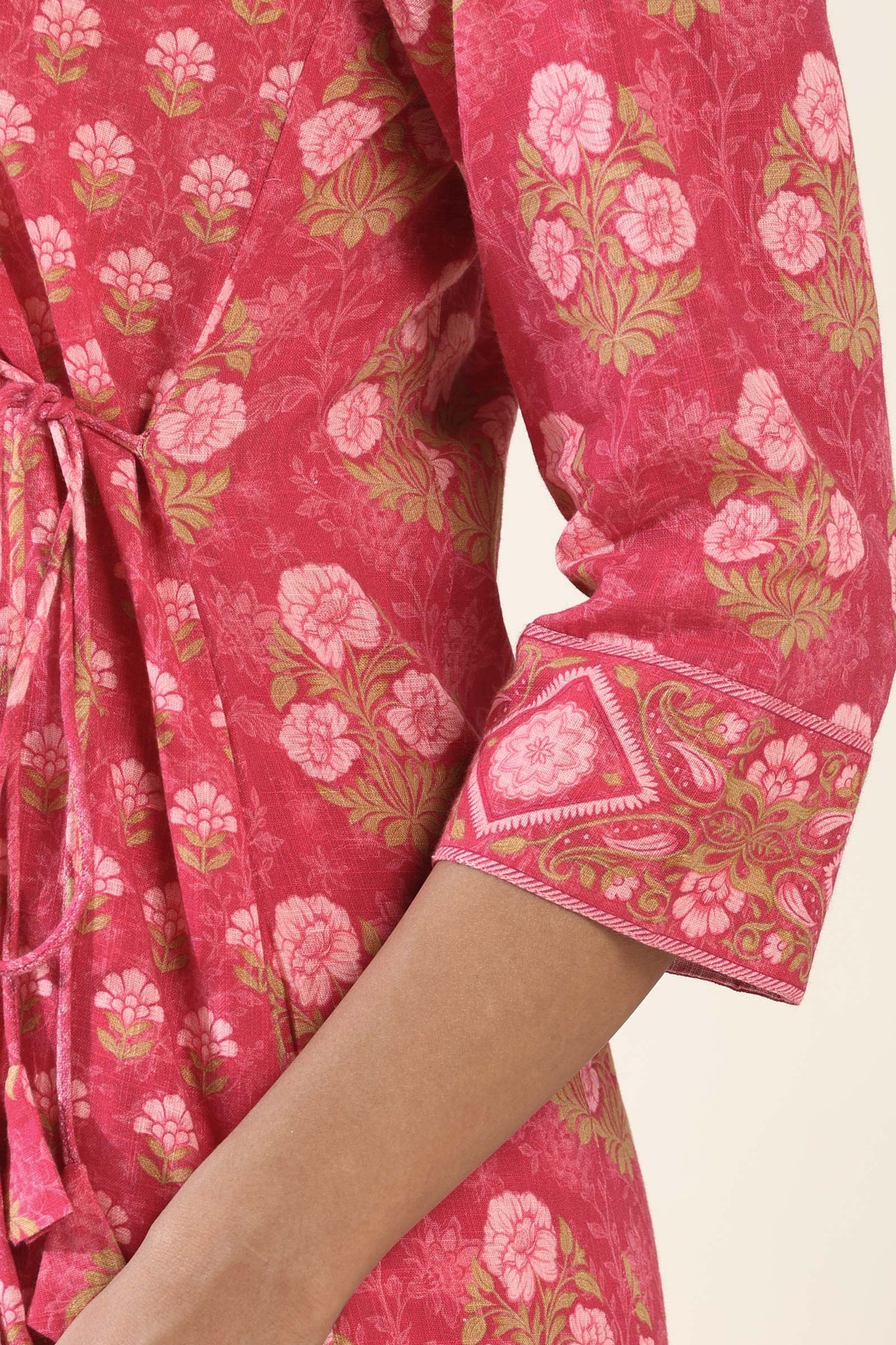 Roz Meher Tahira Kurta