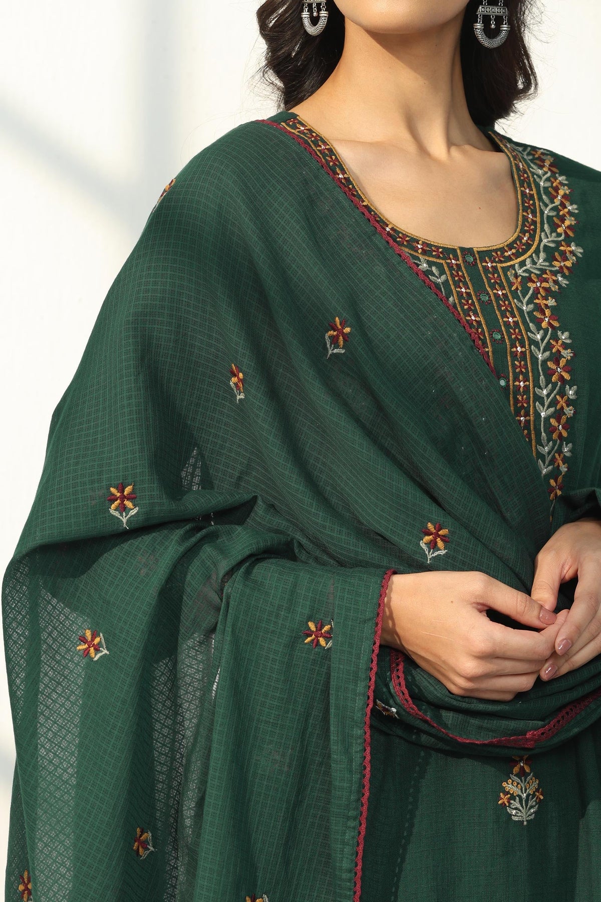 Surplus: Mehraab Nusreen Dupatta