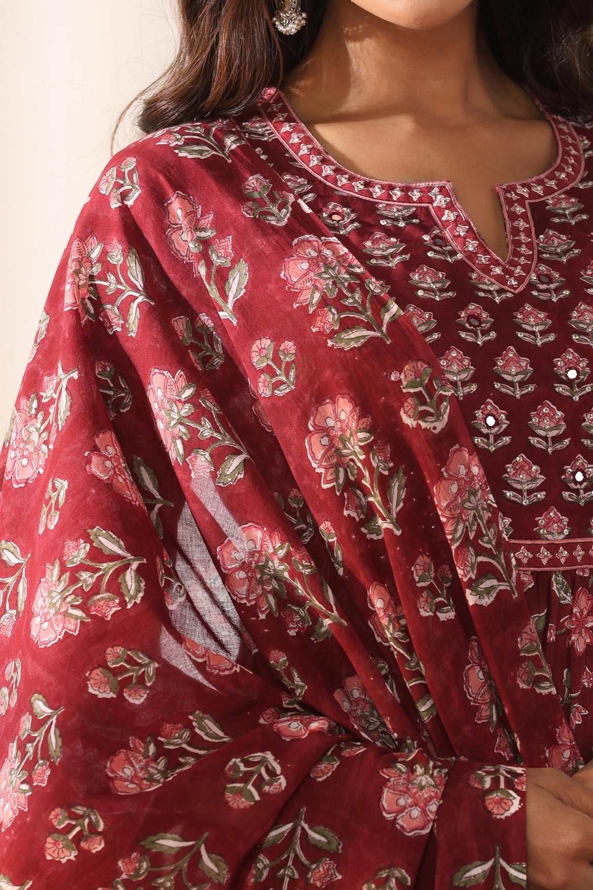 Surplus: Gulbarg Nida Sanganeri Dupatta