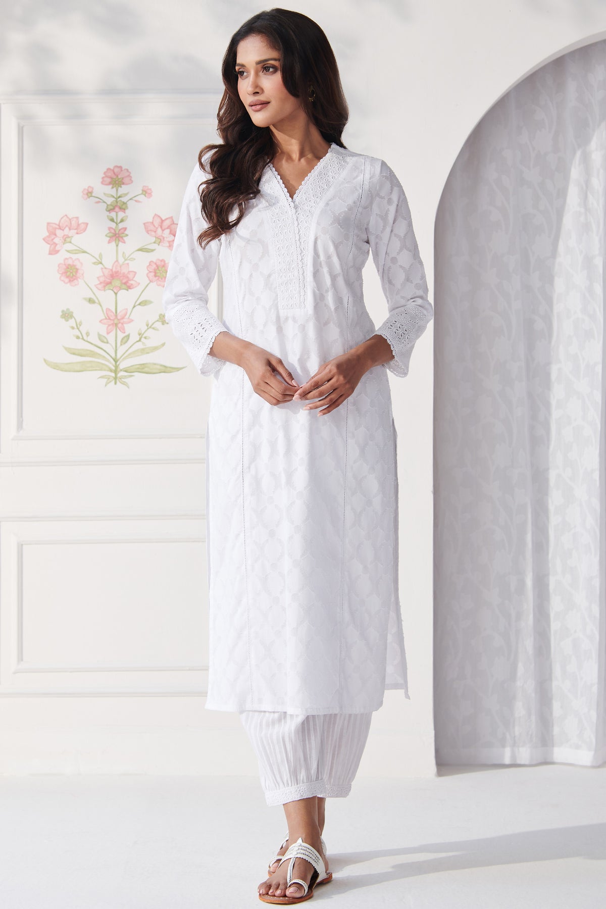 Raahat Aafiyah White Kurta