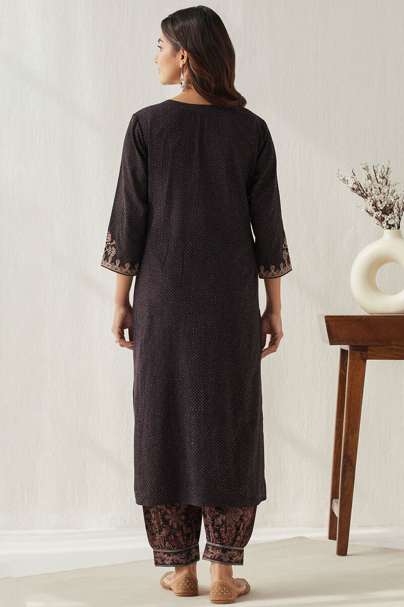 Sehra Maheen Ajrak Kurta