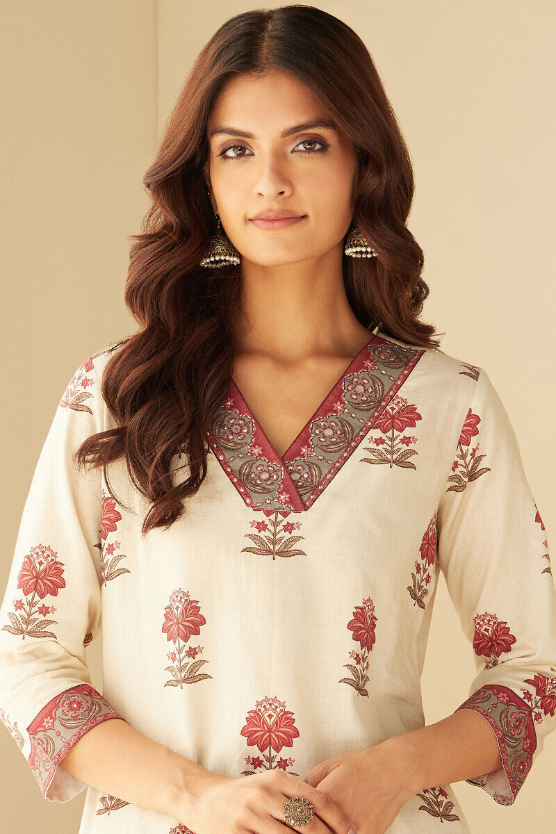 Mahnoor Sahira Kurta