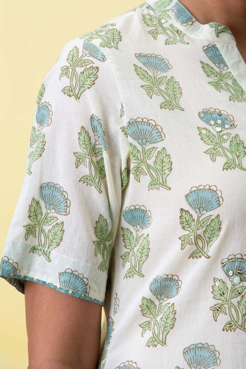 Gulbarg Nikhat Kurta