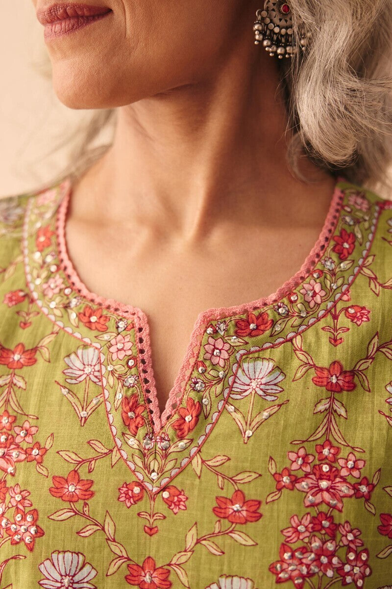 Gulraiz Naima Sanganeri Kurta