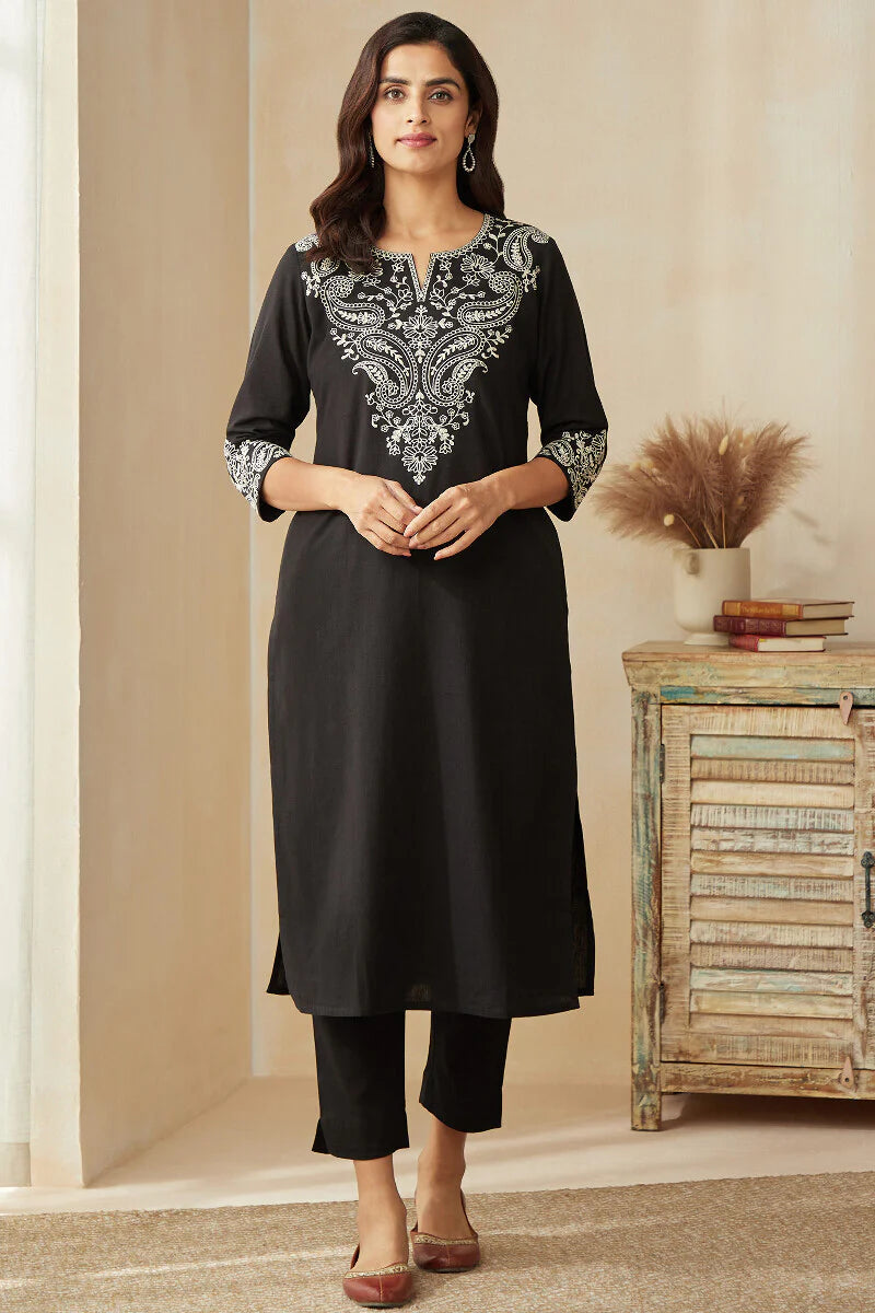 Roza Nahid Kurta