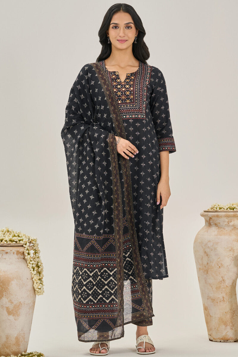 Rangrez Zaaida Narrow Pants