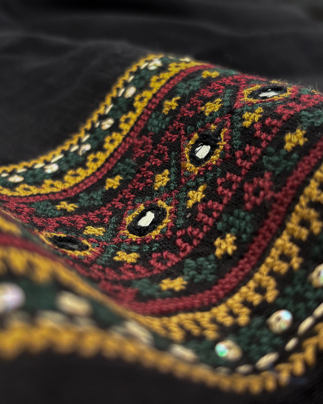 Mehraab Nahiza Black Kurta