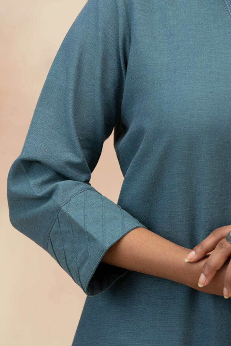 Naadirah Jia Handloom Kurta