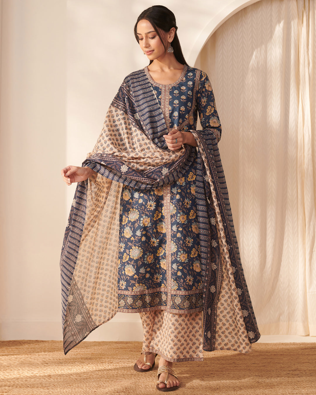 Mehreen Lizah Sanganeri Farsi