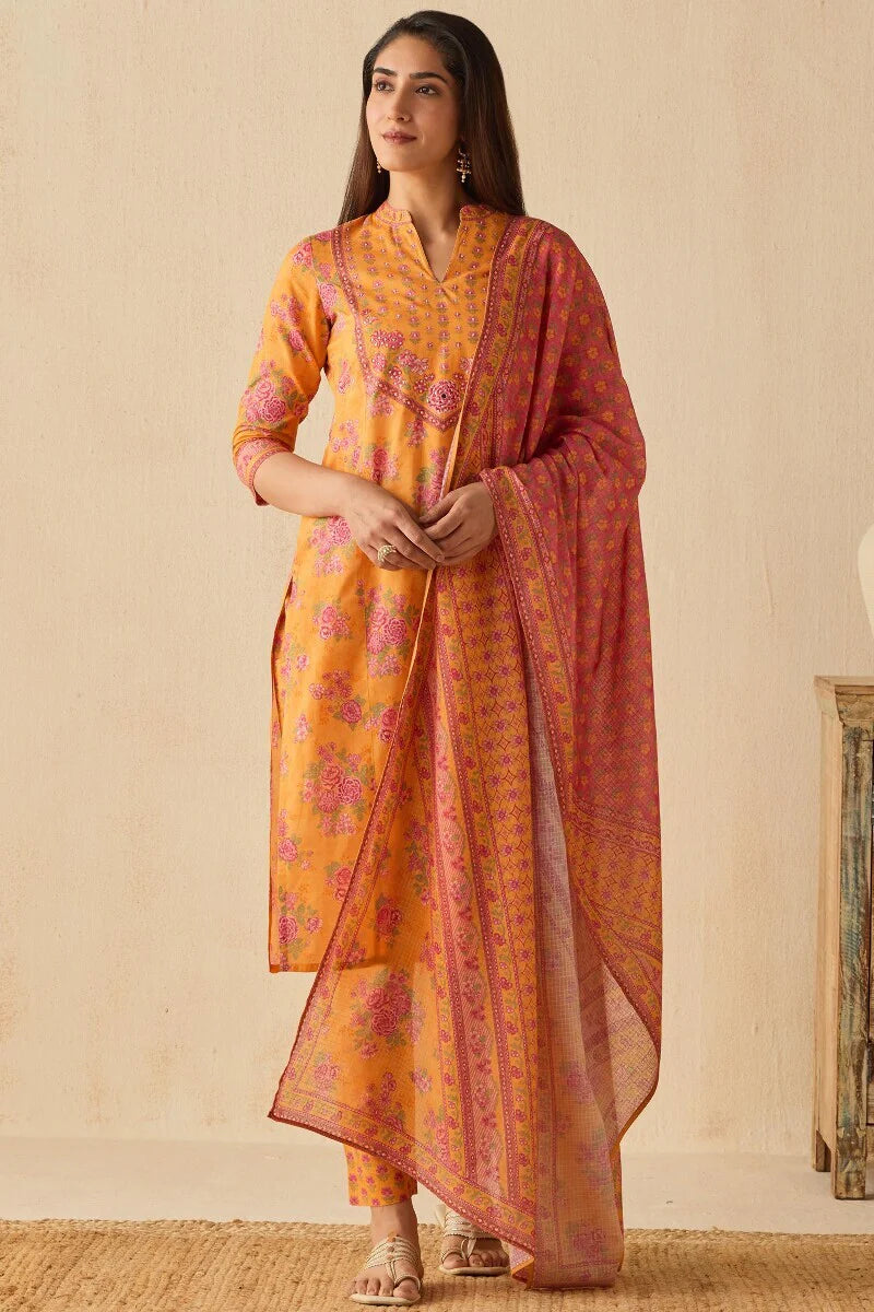 Surplus: Meher Gulbano Kurta