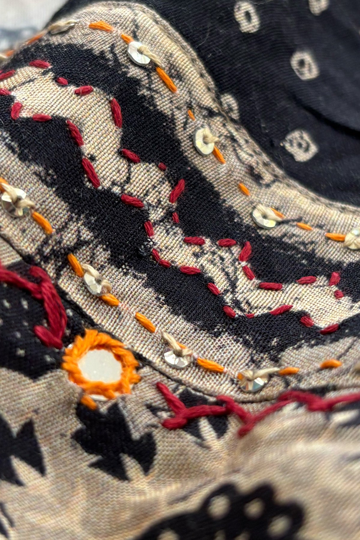 Surplus: Rangrez Nasrin Kurta