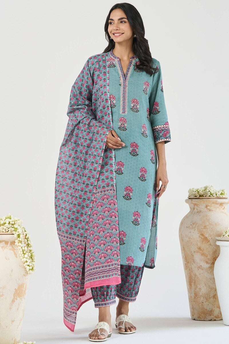 Roz Meher Nahid Kurta