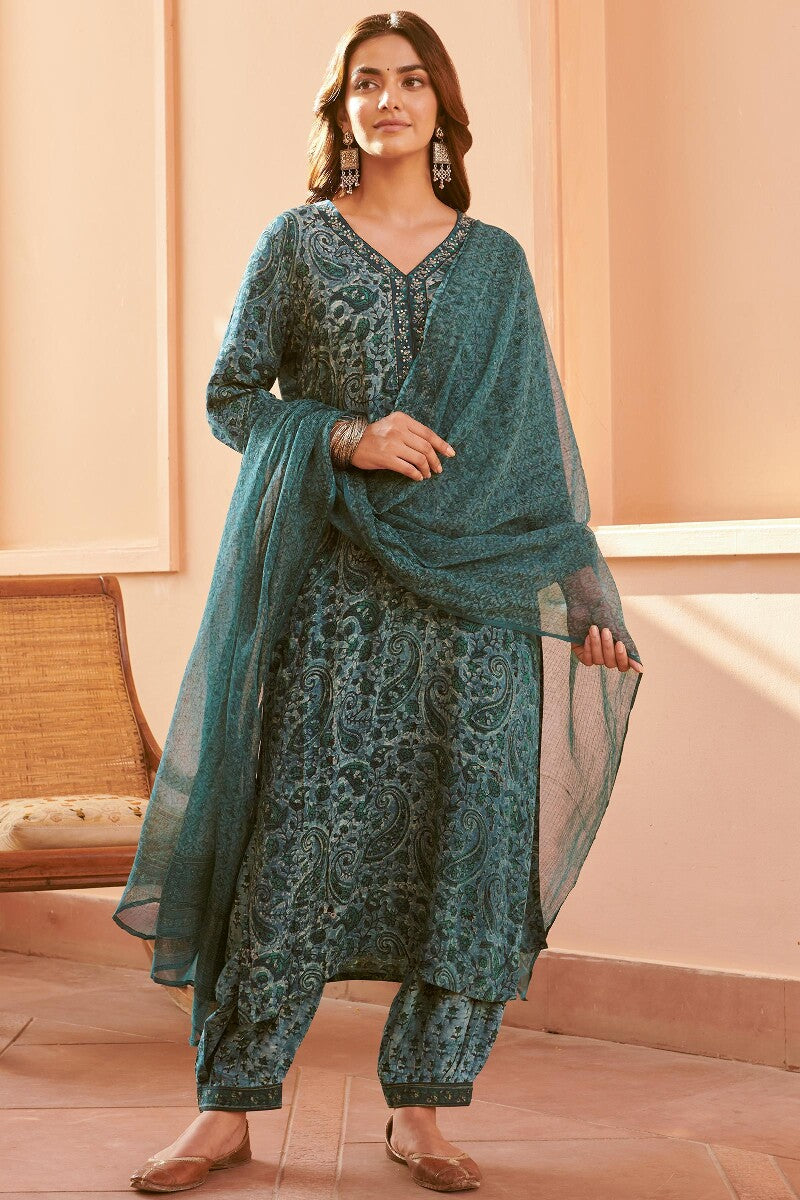 Sehra Elisha Akola Kurta