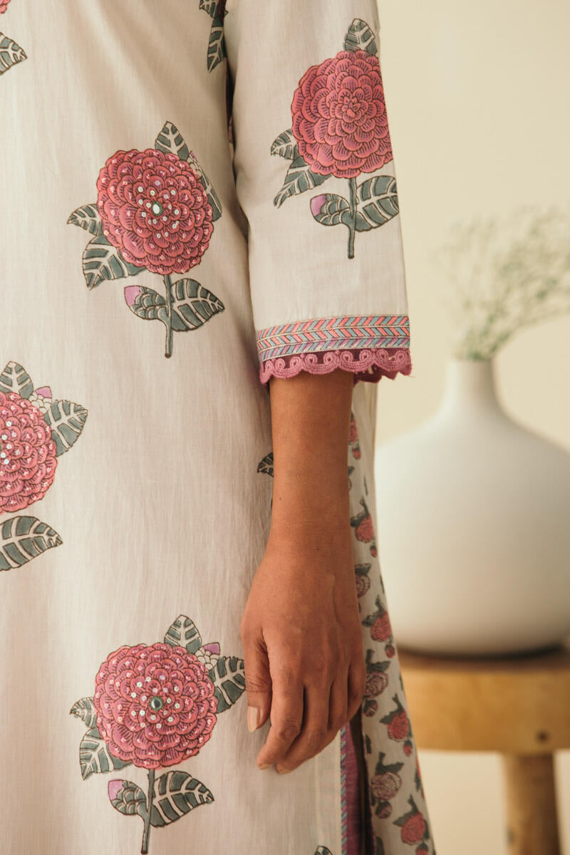 Gulbarg Zara Kurta