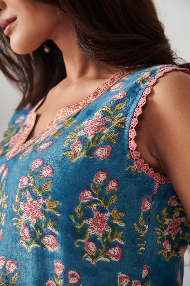 Nasrine Zahida Sanganeri Modal Kurta