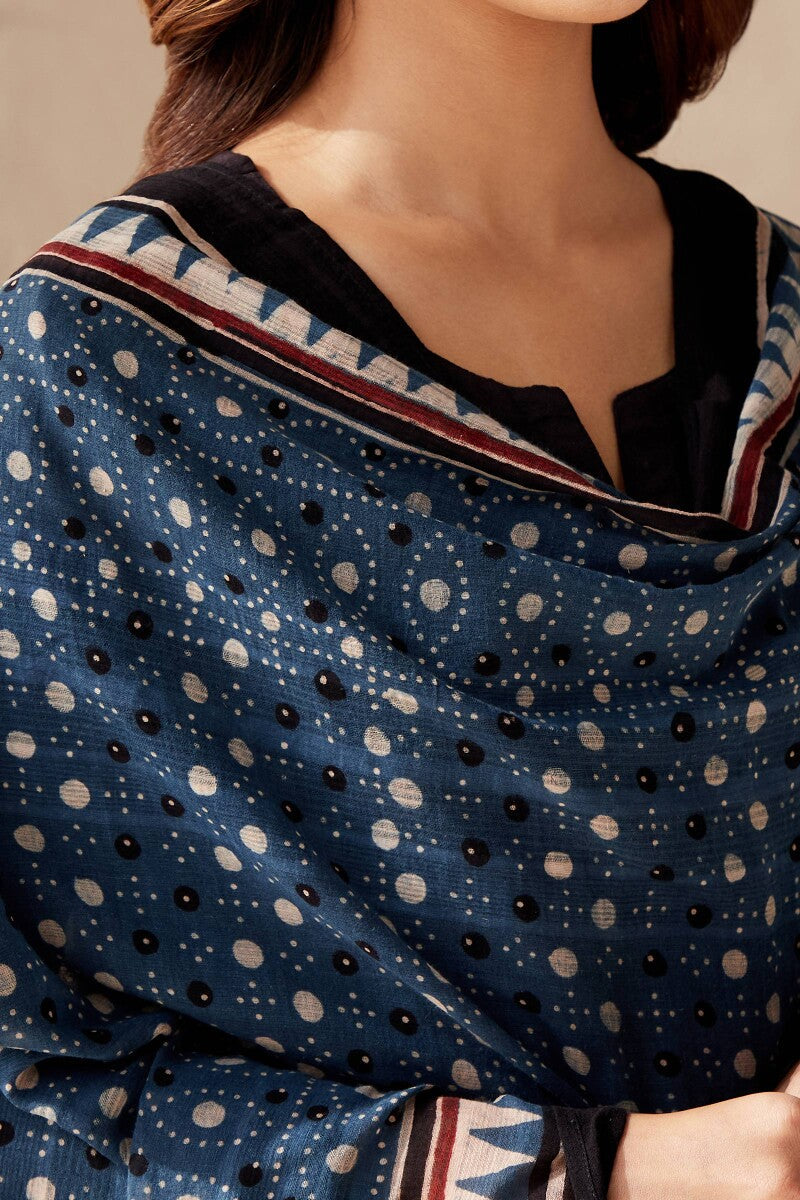 Sehra Mehnaz Ajrak Dupatta