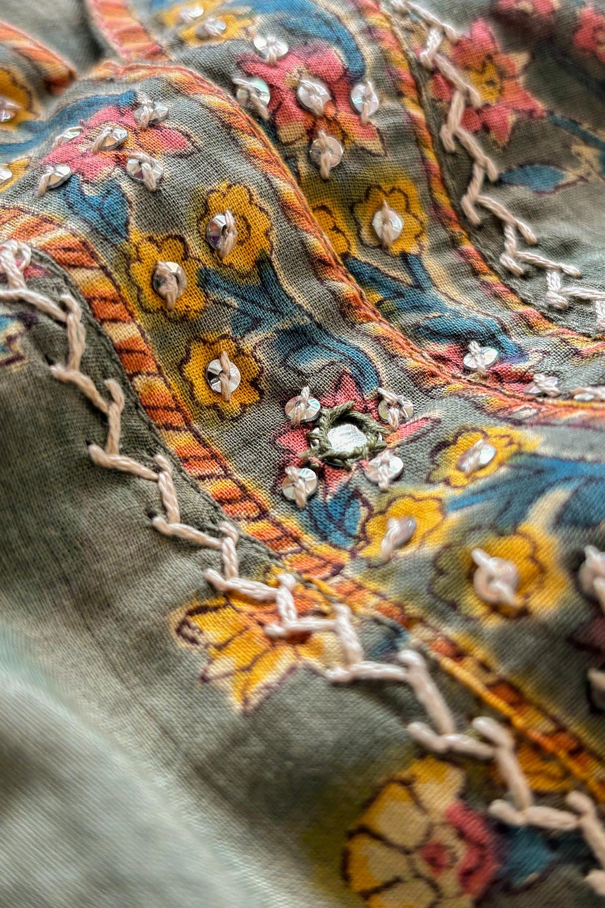Surplus: Nayanjal Gulshan Sanganeri Kurta