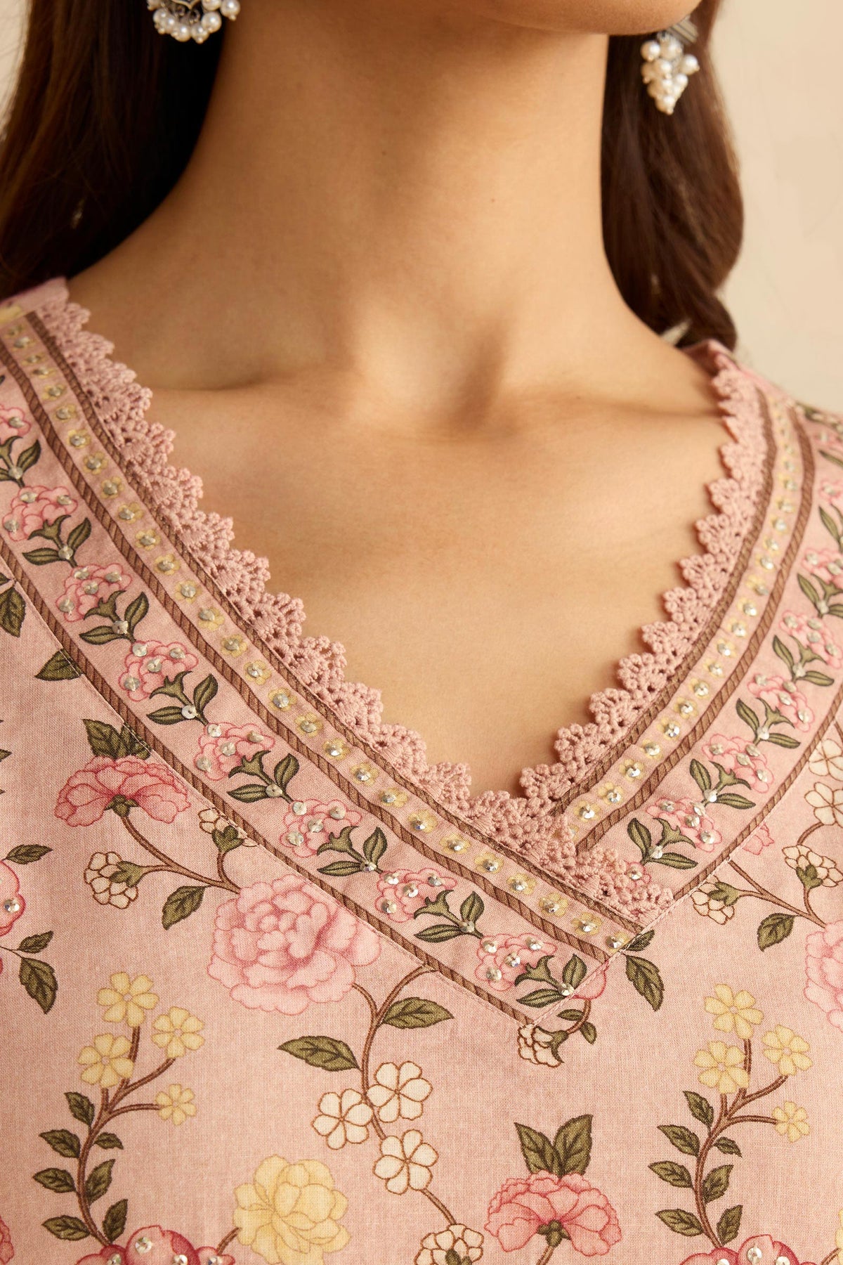 Gulraiz Gulbahar Kurta