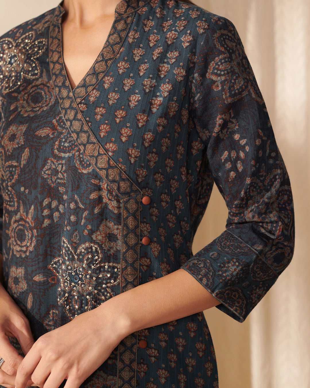 Sehra Shehnaz Akola Dabu Kurta