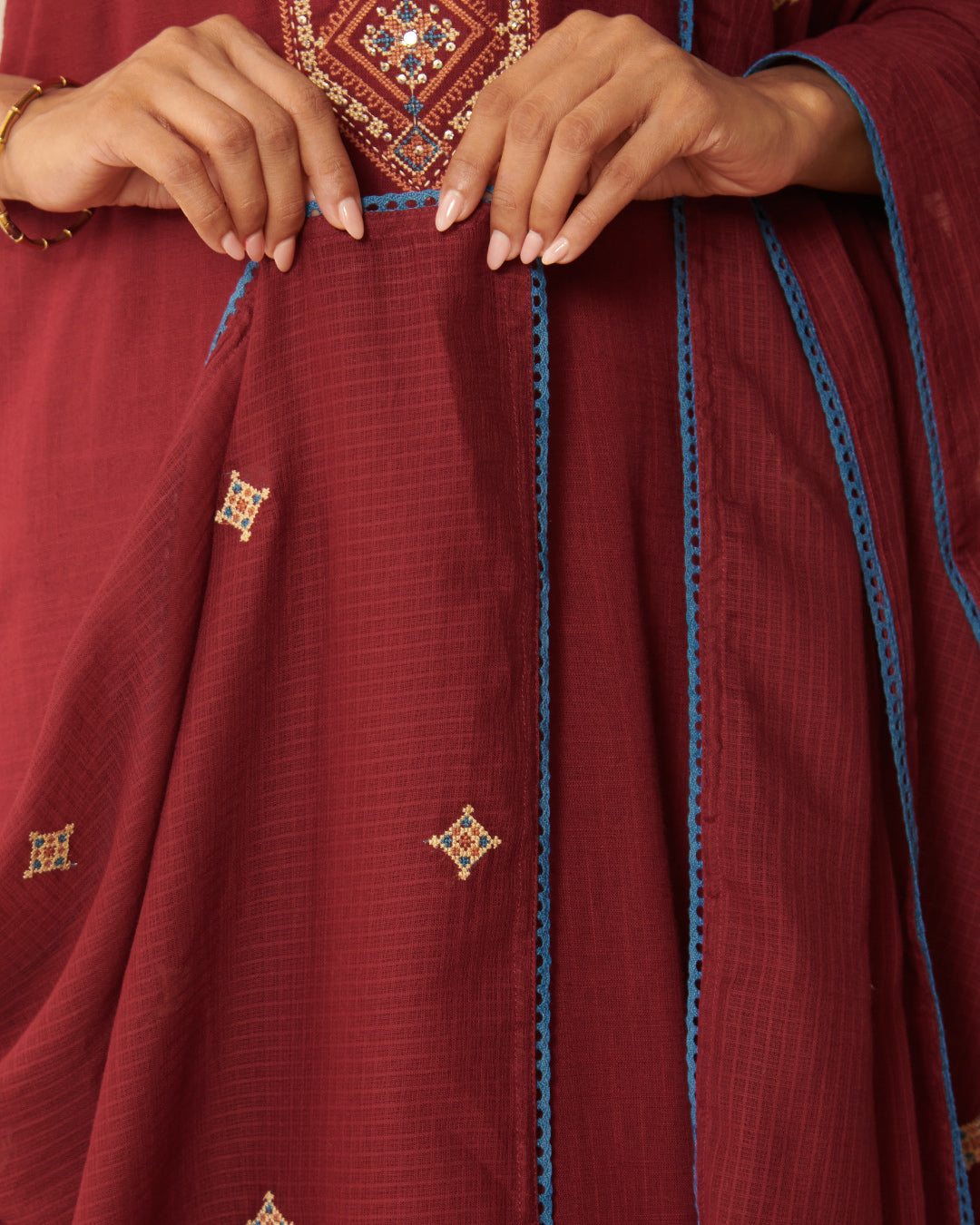 Mehraab Aahana Maroon Dupatta