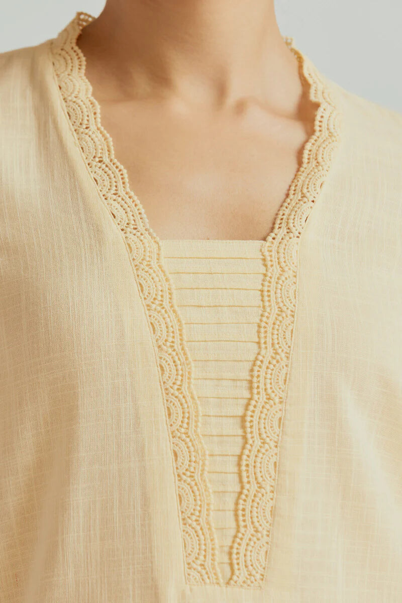 Surplus: Roza Sehreen Cream Kurta