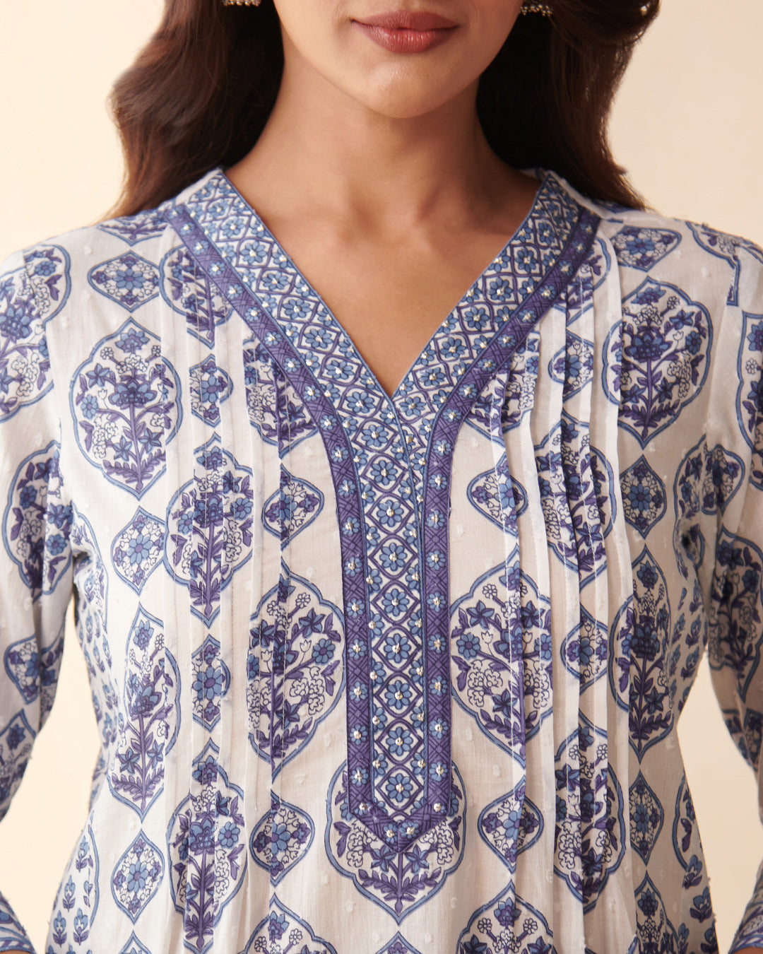 Neelofar Nihad Sanganeri Kurta