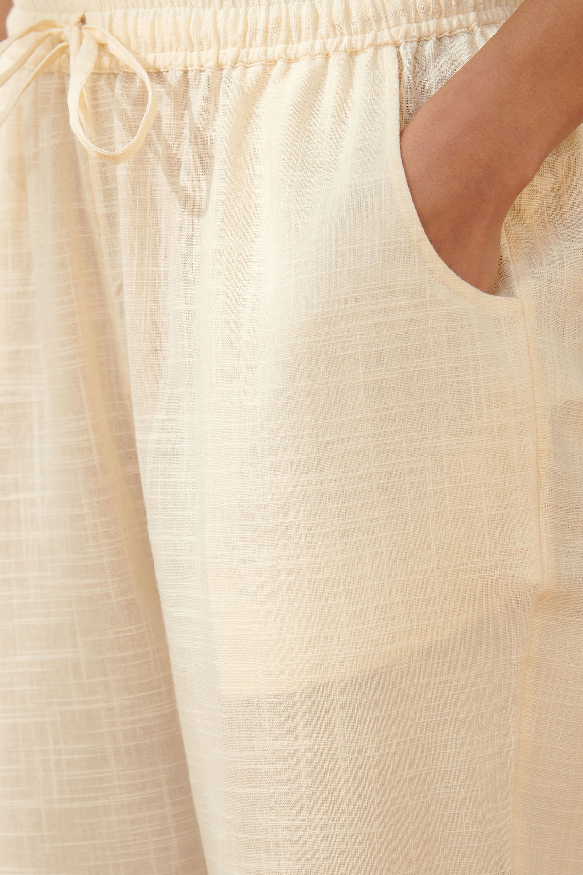 Mehraab Rabiya Cream Narrow Pants