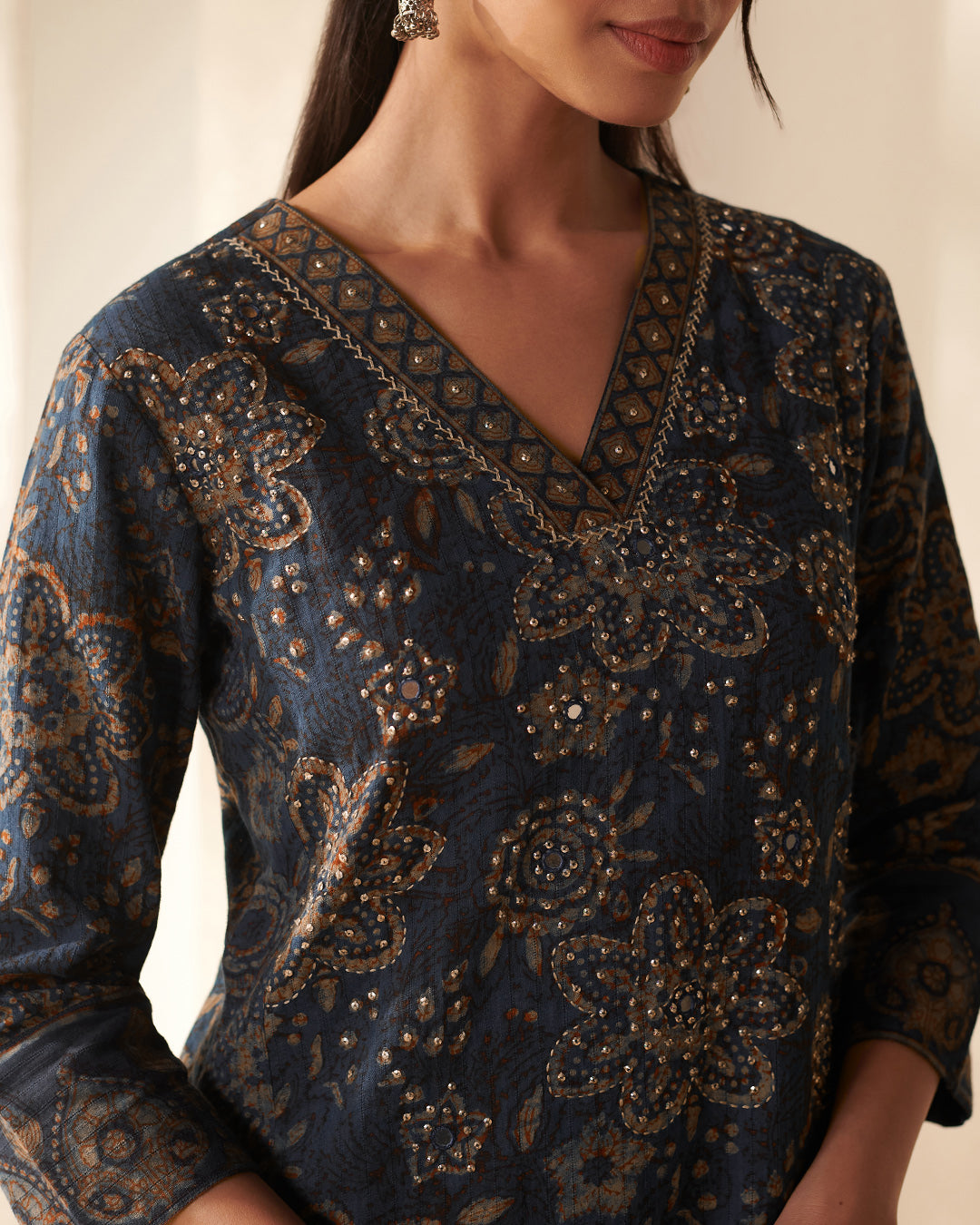 Sehra Ayesha Akola Dabu Kurta