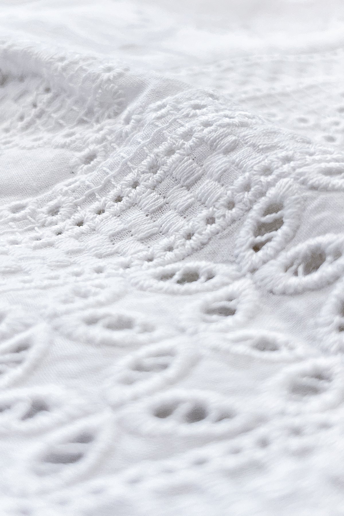 Raahat Aafiyah White Kurta