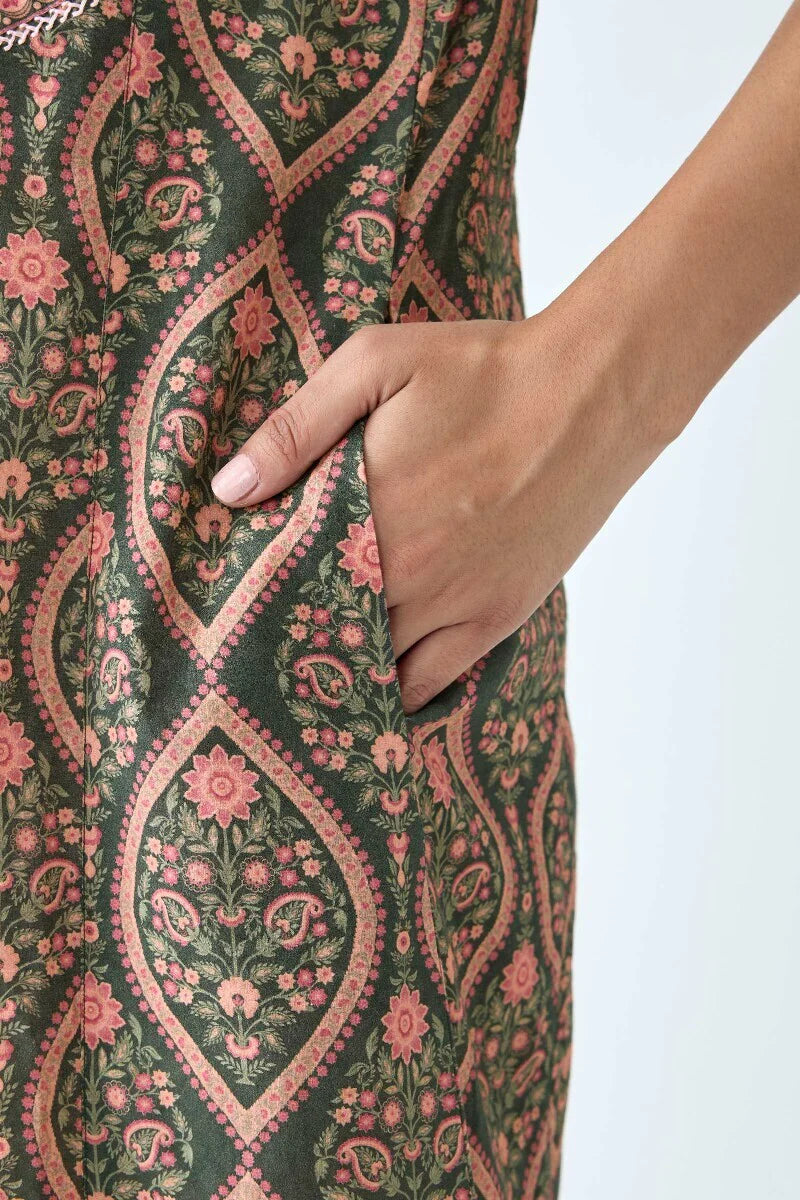 Surplus: Laylah Faiza Kaftan