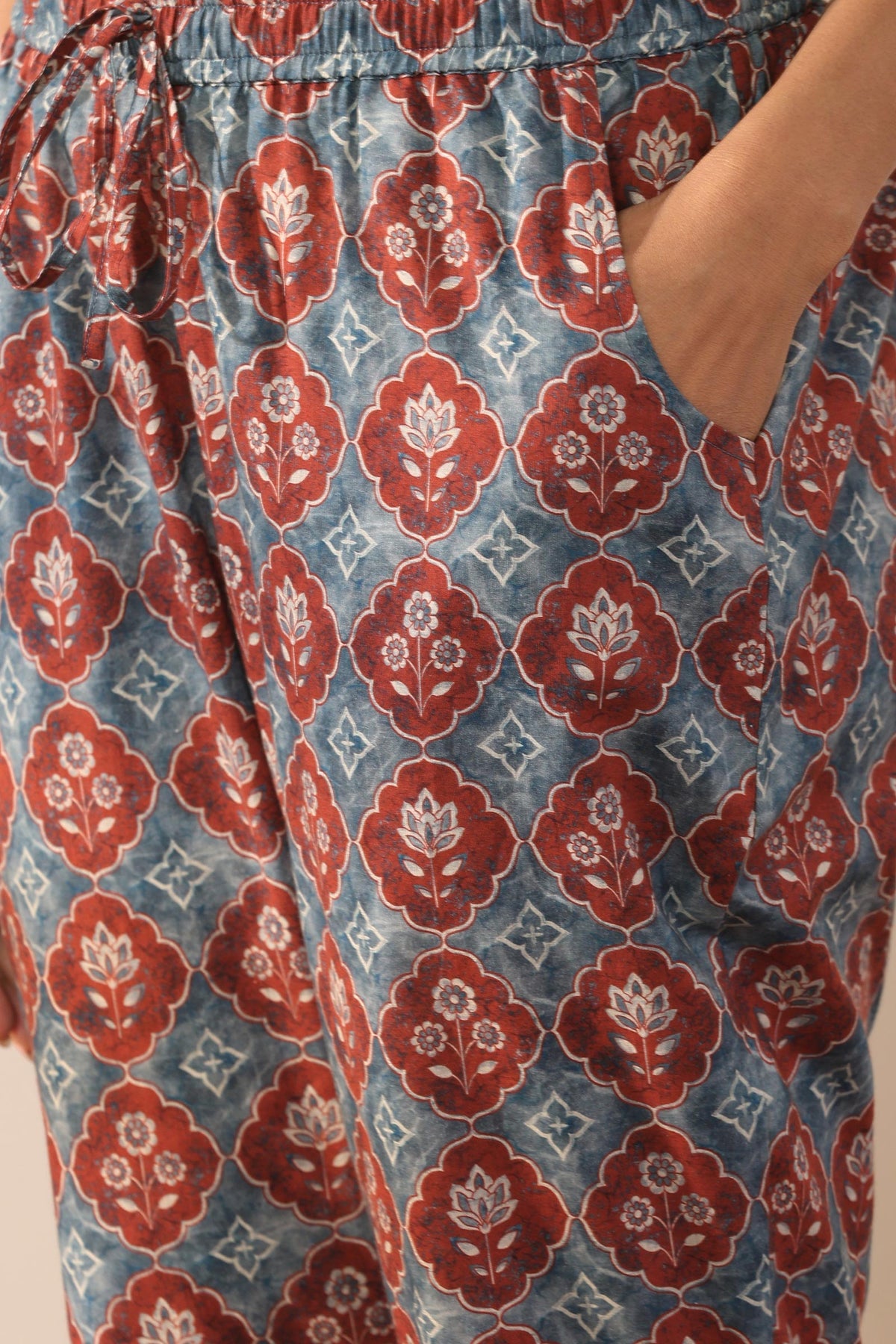 Rangrez Samaira Narrow Pants