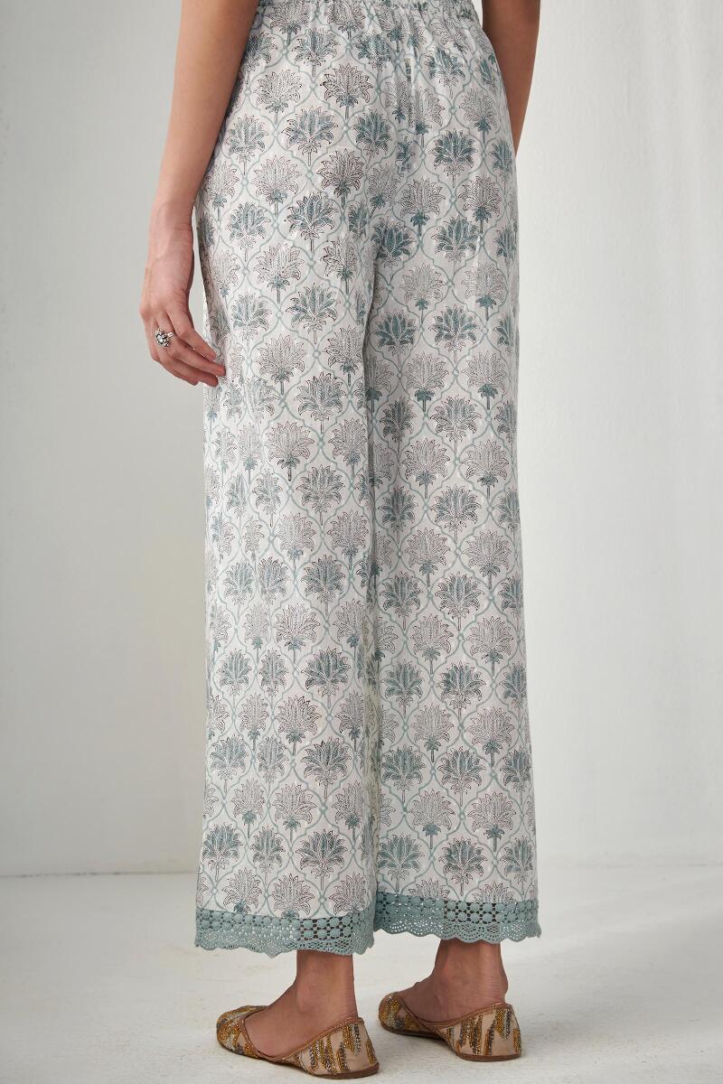 Nasrine Mahira Sanganeri Farsi