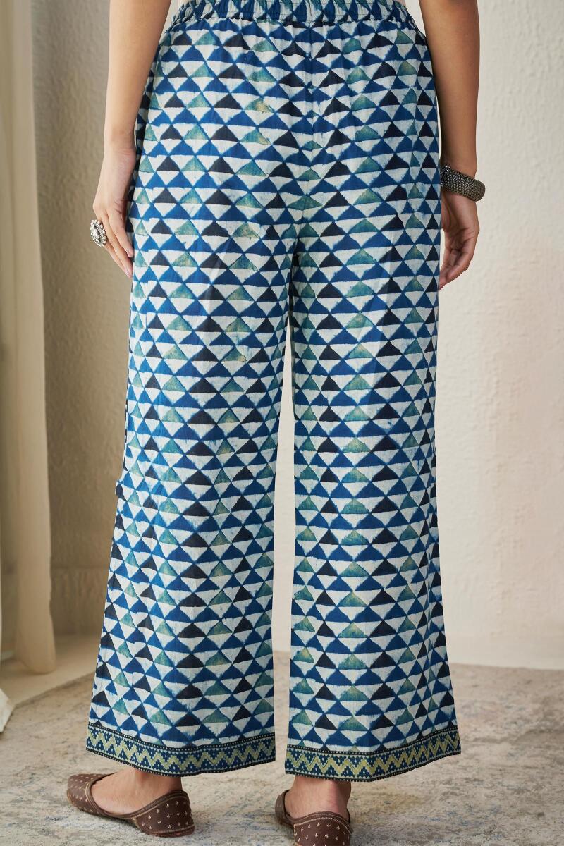 Sehra Zeniya Ajrak Farsi