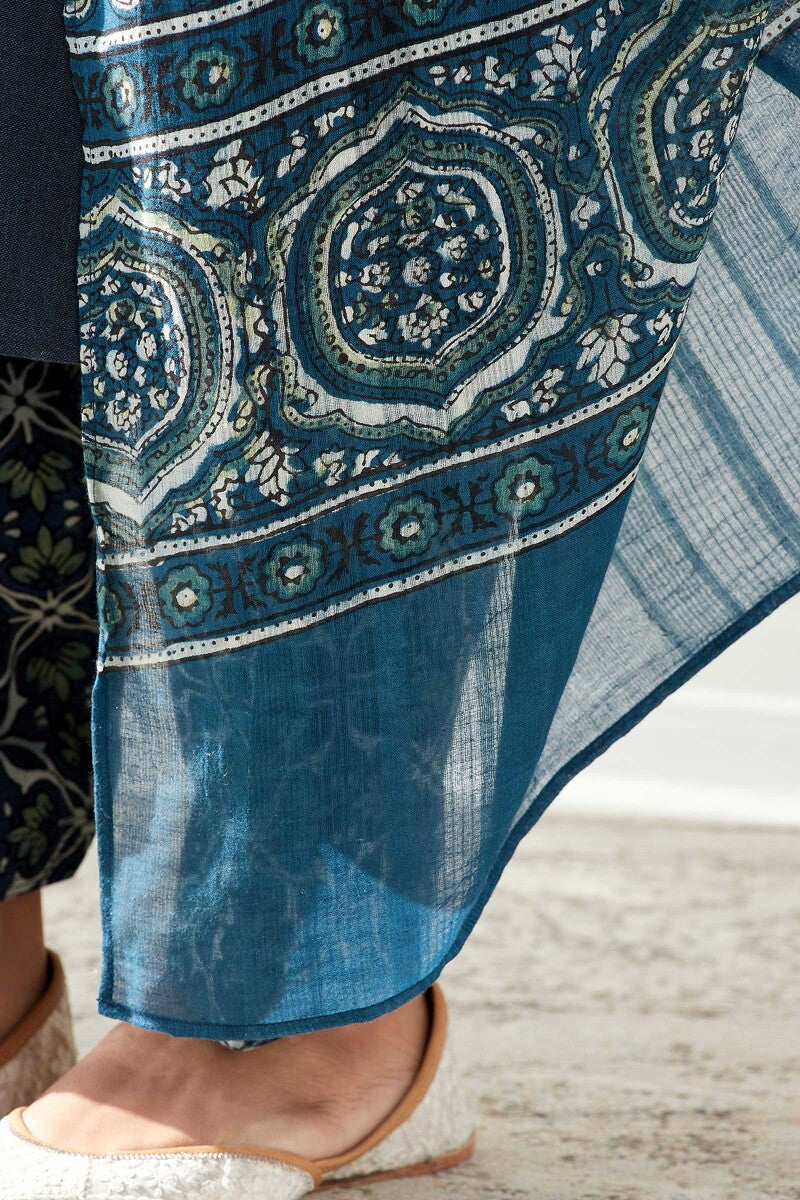 Roza Aarya Ajrak Dupatta