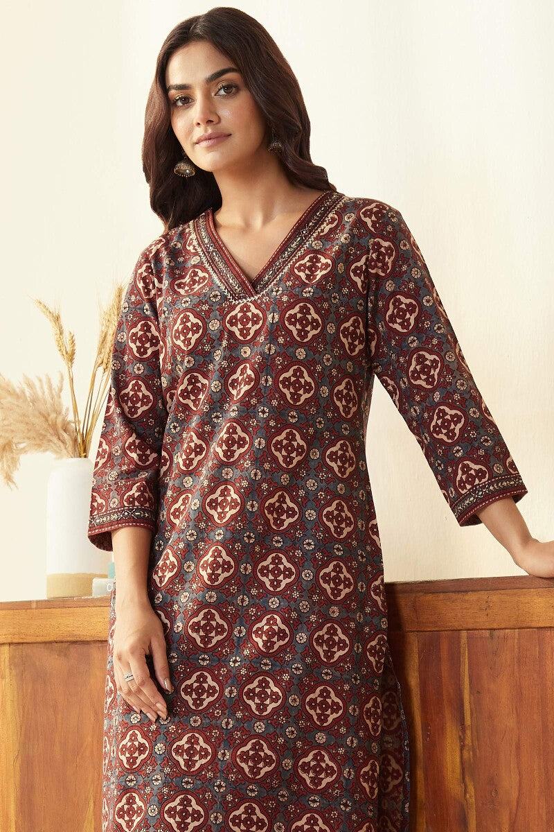Sehra Ruhi Ajrak Kurta