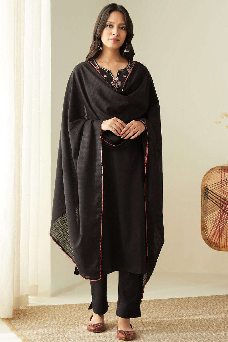 Roza Rumaisa Kurta