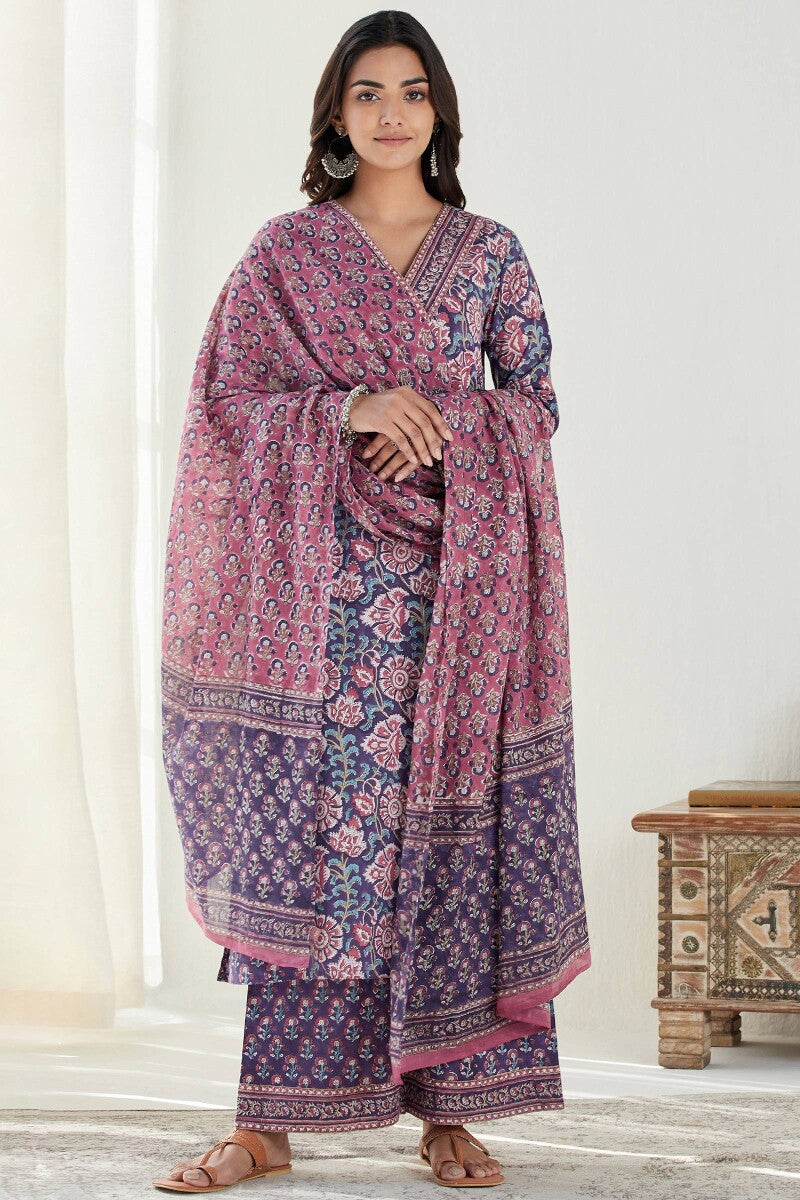 Nakshatra Jia Kurta
