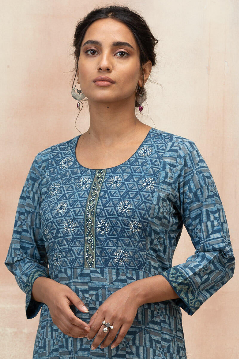 Rehnuma Zara Kurta